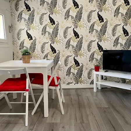 3 Pieces Renove Avec Jardin * Antibes
